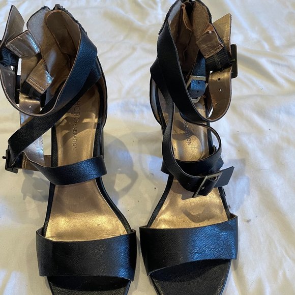BCBGeneration Black Leather sandals - Picture 1 of 6